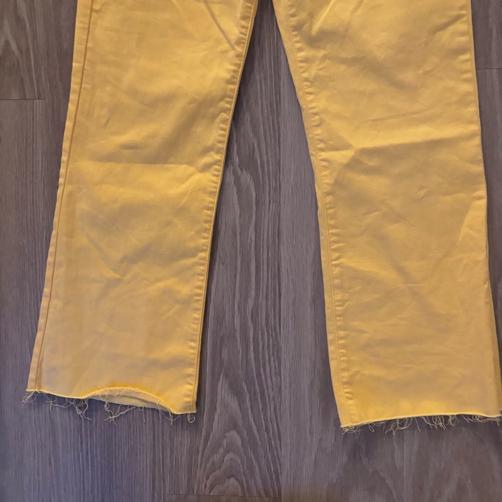 Sneak Peek Yellow Women's Jeans Raw Hem Size 29 - Picture 3 of 7